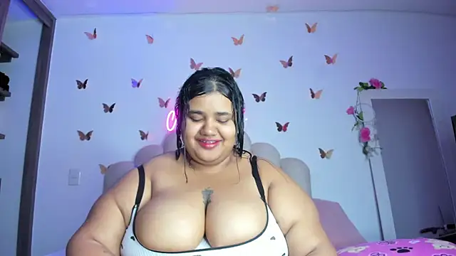 NaomiAsha online show from 17, 12, 2025