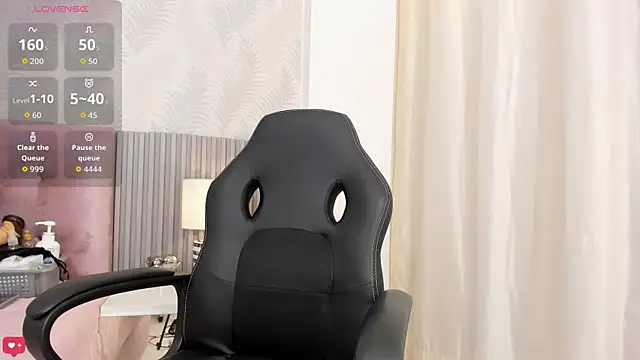 Kimmie kaboom x online show from 4, 10, 2025