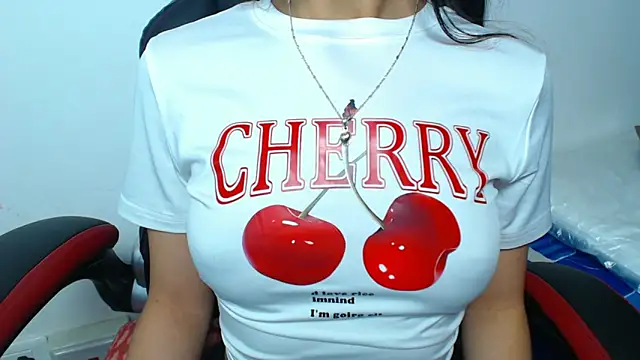 Stefanygp online show from 5, 3, 2025