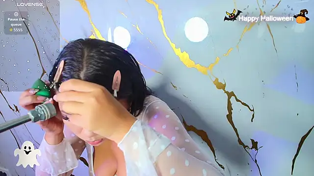 Lizz Tender online show from 31, 10, 2025