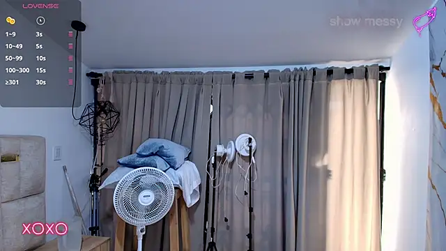 Lizz Tender online show from 25, 11, 2025