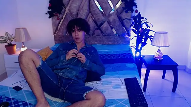 nickolas moon online show from 16, 12, 2024