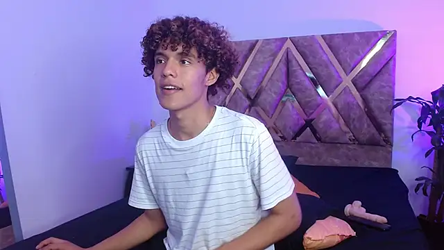 nickolas moon online show from 2, 2, 2025