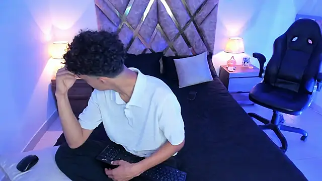 nickolas moon online show from 16, 11, 2025