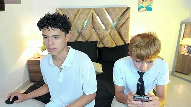 nickolas moon online show from 1, 12, 2025