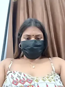 Hotmilfxox online show from 19, 1, 2025