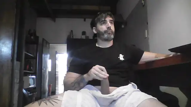 ozzypsico13 online show from 12, 6, 2026