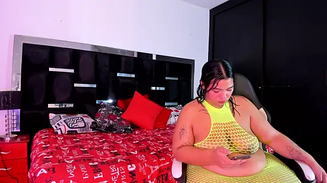 Tasha Sant online show from 22, 10, 2025