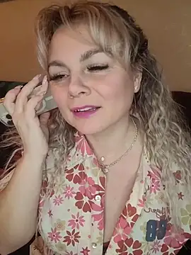 candy queeen online show from 17, 2, 2026