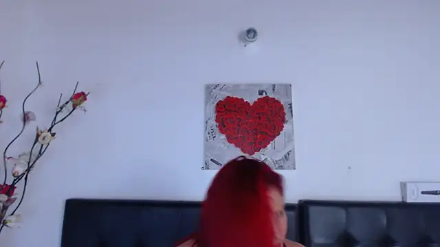 Snapshot of Amara_Red chatting on 23, 1, 2025 Amara Red online show from 23, 1, 2025