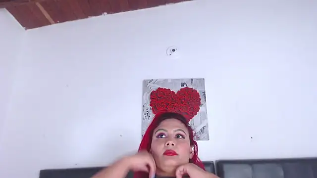 Snapshot of Amara_Red chatting on 17, 10, 2025 Amara Red online show from 17, 10, 2025