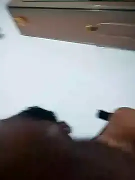 Snapshot of malayali_kunna chatting on 23, 12, 2024 malayali kunna online show from 23, 12, 2024