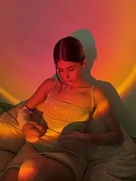 Snapshot of AnnyCherry_ chatting on 28, 1, 2025 AnnyCherry online show from 28, 1, 2025