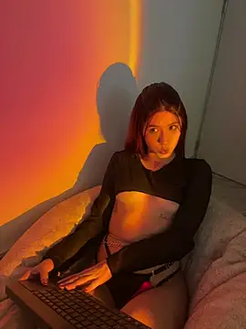 Snapshot of AnnyCherry_ chatting on 5, 2, 2025 AnnyCherry online show from 5, 2, 2025