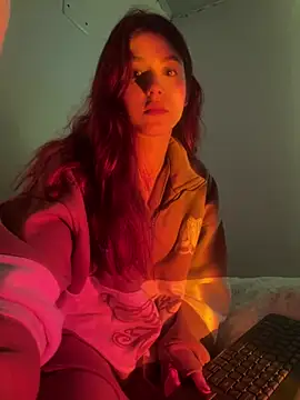 Snapshot of AnnyCherry_ chatting on 8, 2, 2025 AnnyCherry online show from 8, 2, 2025