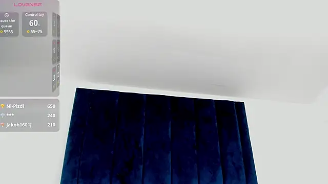 Snapshot of AnnyCherry_ chatting on 3, 3, 2025 AnnyCherry online show from 3, 3, 2025