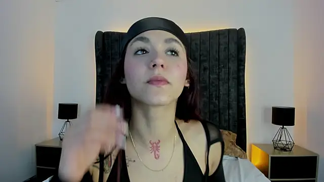 Snapshot of AnnyCherry_ chatting on 30, 9, 2025 AnnyCherry online show from 30, 9, 2025