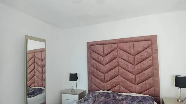 Snapshot of AnnyCherry_ chatting on 22, 10, 2025 AnnyCherry online show from 22, 10, 2025