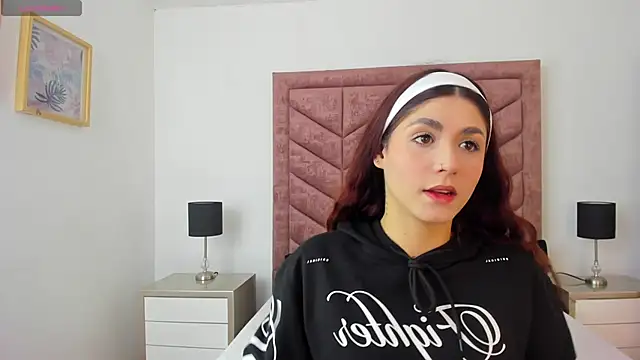 Snapshot of AnnyCherry_ chatting on 20, 2, 2026 AnnyCherry online show from 20, 2, 2026