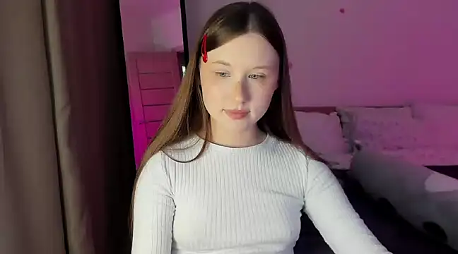 Stella Sunny online show from 4, 1, 2025