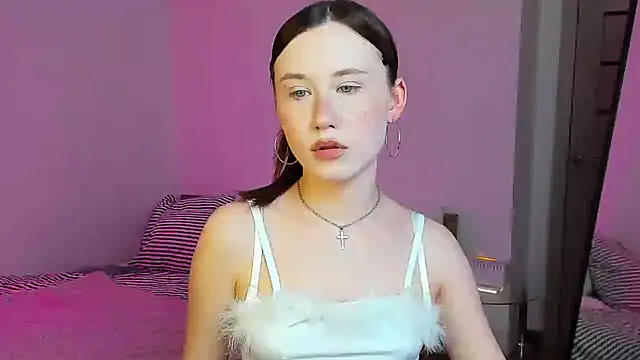 Stella Sunny online show from 22, 10, 2025