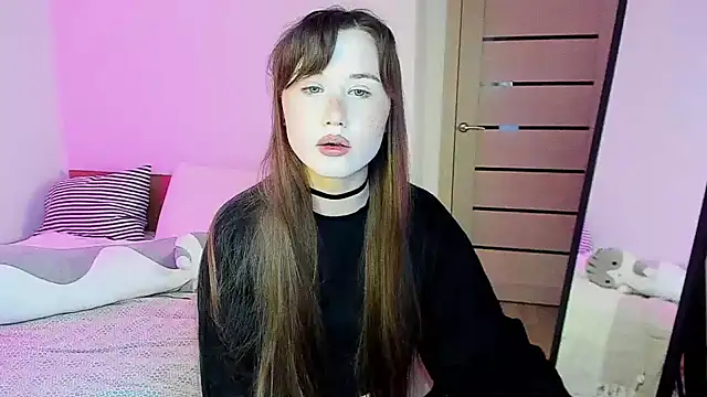 Stella Sunny online show from 28, 11, 2025