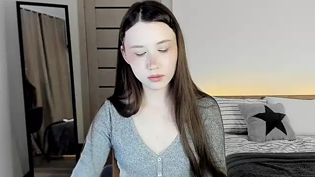 Stella Sunny online show from 11, 3, 2026