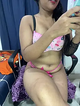 Liyana Babe online show from 3, 1, 2025
