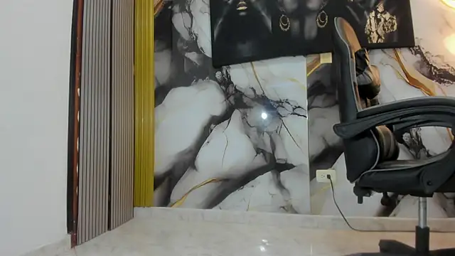 Thomas shelbys online show from 9, 11, 2025