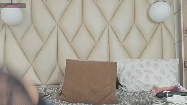 zamira 44 online show from 27, 2, 2025