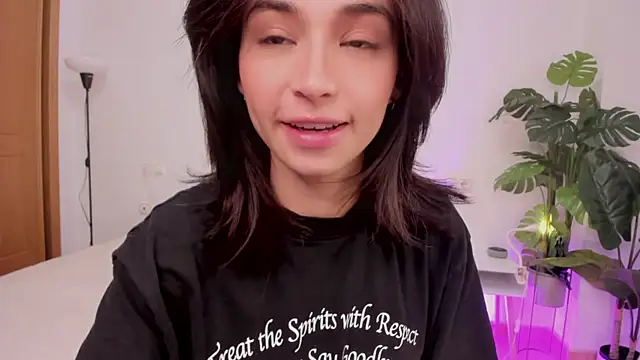 Adriennesexxx online show from 5, 1, 2025