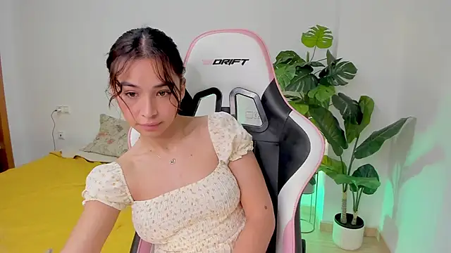 Adriennesexxx online show from 7, 2, 2025