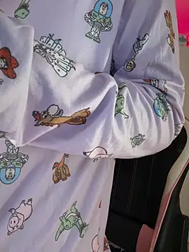 Adriennesexxx online show from 19, 3, 2026