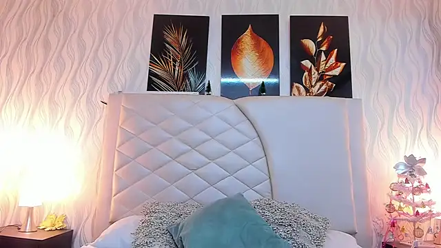 Amberr Greyy online show from 13, 12, 2024