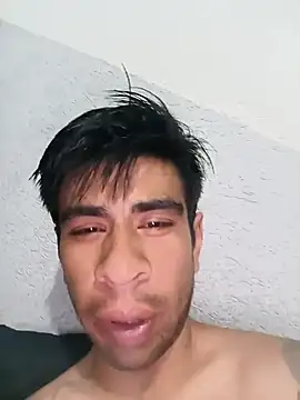 Snapshot of Cuessy chatting on 1, 11, 2025 Cuessy online show from 1, 11, 2025