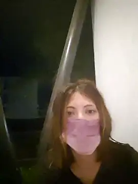 Lunababymylove online show from 12, 2, 2025