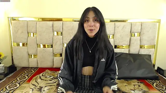 Snapshot of ling_ling24 chatting on 31, 1, 2025 ling ling24 online show from 31, 1, 2025