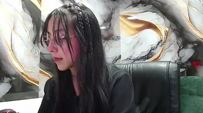 Snapshot of ling_ling24 chatting on 6, 2, 2025 ling ling24 online show from 6, 2, 2025