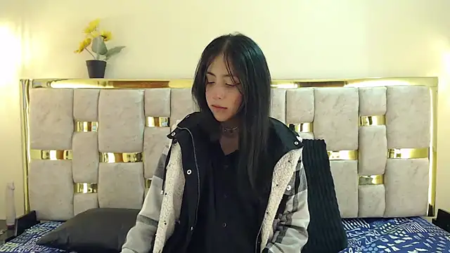 Snapshot of ling_ling24 chatting on 18, 2, 2025 ling ling24 online show from 18, 2, 2025