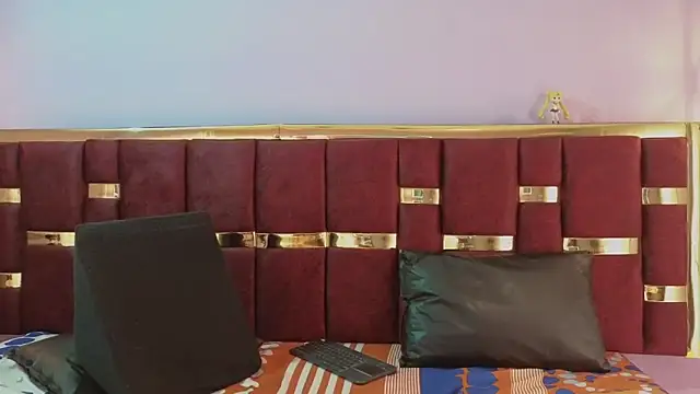 Snapshot of ling_ling24 chatting on 6, 3, 2025 ling ling24 online show from 6, 3, 2025