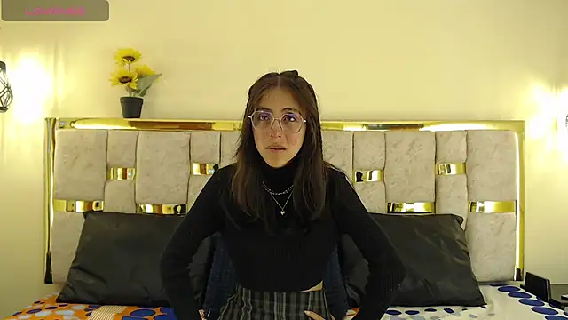 Snapshot of ling_ling24 chatting on 18, 3, 2025 ling ling24 online show from 18, 3, 2025