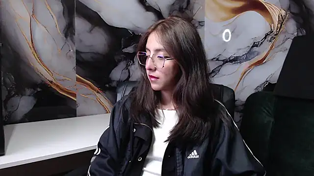 Snapshot of ling_ling24 chatting on 21, 3, 2025 ling ling24 online show from 21, 3, 2025