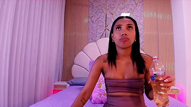 nata luna online show from 8, 4, 2026