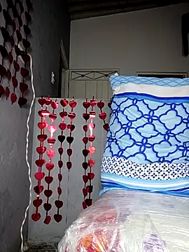 DIORA Latina online show from 18, 2, 2026