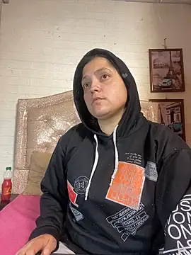 KataleyaStiward online show from 5, 11, 2025