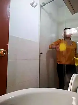 Snapshot of Lizeth_rey1 chatting on 27, 1, 2025 Lizeth rey1 online show from 27, 1, 2025