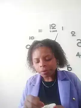 Snapshot of Lizeth_rey1 chatting on 8, 2, 2025 Lizeth rey1 online show from 8, 2, 2025