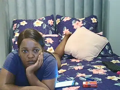 Amberbela online show from 15, 2, 2025