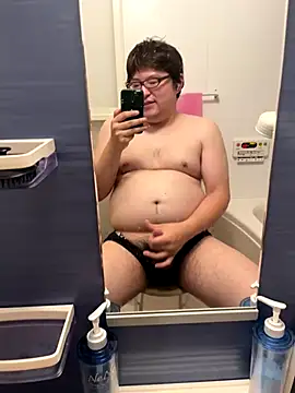 yuuki198912 online show from 25, 9, 2025