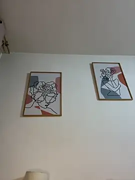 Snapshot of HallieLemon1 chatting on 25, 10, 2025 HallieLemon1 online show from 25, 10, 2025